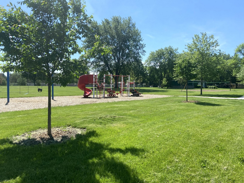 Northwoods-Park-Playground-equipment-full-image