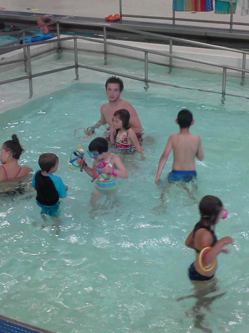 swimming lessons for little kids